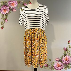 Haptics floral Striped casual dress size XL